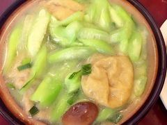 -余杨鸭鸭餐厅