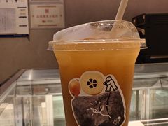 -喜茶(北京华贸购物中心店)