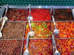 -向妈妈鲜卤(南湖金地店)