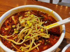 -渝是乎川渝小炒(新世界百货望京店)
