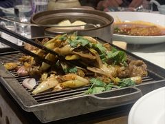 贝勒爷炒烤羊肉-小河盐帮·私家菜·烤鸭(三元桥·霄云路店)