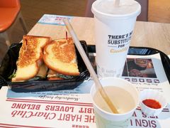 -The Habit Burger Grill 哈比特汉堡(复兴soho店)