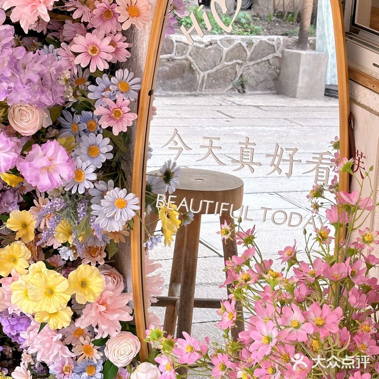 被花花包围的浪漫下午茶 佛山的莫奈花园💐