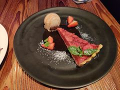 草莓挞-Mercato莫卡多露台餐厅与酒吧(K11店)
