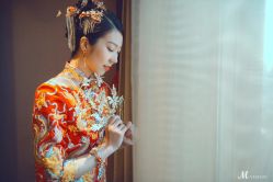 -拉瑞娜LaReine婚纱礼服高级定制