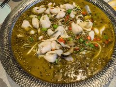 -有红鸡毛店·川菜(建设路店)