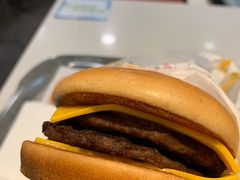 双层吉士汉堡-麦当劳(四川北路店)