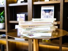 -光海书局(南京东路第一百货店)