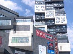 -资和信百货商场