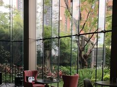 -星河吉酒店-BOND大堂吧·咖啡·简餐