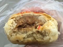 -百年泰康鲜肉月饼