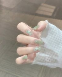 -赢韵美甲美睫瑞士净斑中心