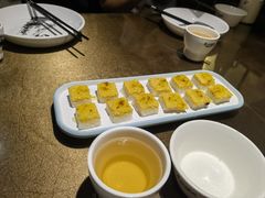 -东口码头·烧鸽子·鱼头泡饼·地方菜(金鹰悦城店)