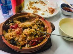 煲仔饭-港澳烧卤馆