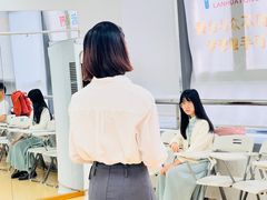 -蓝话筒·少儿成人演讲口才·主持朗诵·戏剧表演(大华第一坊店)