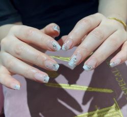 -H12 STAR日式美甲美睫专门店