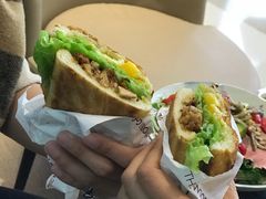 加州秘汁烤鸡三明治-THE WOODS 简餐 (国贸商城店)