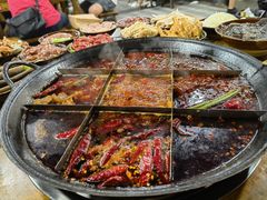 -正南齊北重庆老火锅(光华村直营店)