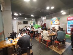 大堂-李双猪·小龙虾·烧烤·羊肉煲(乐山店)