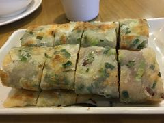 葱饼卷牛肉-台北楚楚园馅饼粥(虹桥南丰城店)