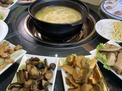 -野菌皇海景野生菌火锅(滨海大道店)