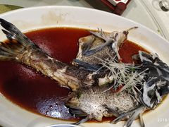 清蒸四海胖头鱼-雅和生态渔庄·宜城锅巴饭(龙灵山公园店)