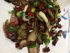 -老唐三下锅 ·张家界地标美食(溪布街店)