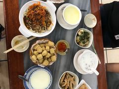 -黄师奶甜品店
