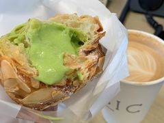 抹茶牛角-théATRE茶聚场·餐厅(环球金融中心店)