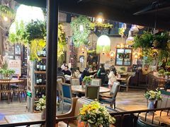 -临界音乐酒馆·小龙虾·江湖菜(华熙LIVE·鱼洞店)