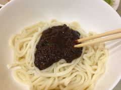 -黑八私房老北京炸酱面