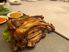 蒙香特色烤羊排-静之湖湖畔餐厅