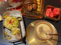 -何师烧烤Pro ·江湖川菜·小龙虾·精酿啤酒(太古里旗舰店)