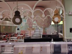 -奈尔宝·儿童乐园·亲子餐厅(华采天地店)