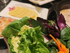 -大匠工房古船木艺术餐厅·猪肚鸡专门店(长白仙岛店)