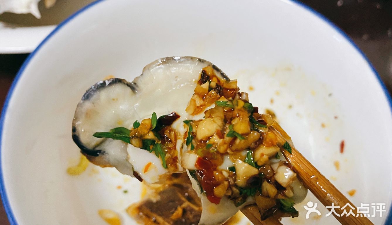 乳山生蚝真的是个顶个的满呀