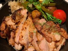 烟熏果木鸡腿肉-C&R西班牙餐厅