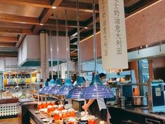 自助取餐区-怡咖啡海鲜自助餐厅(浦东香格里拉店)