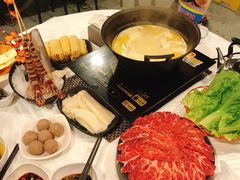 -鲜入围煮花胶鸡海鲜火锅