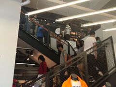 -NIKE上海青浦优选体验店