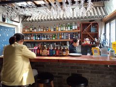 -脚下咖啡·CHILL酒馆(灵光东巷店)