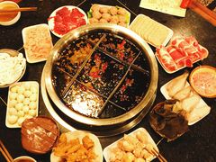 -邓莽子老火锅(中兴路总店)