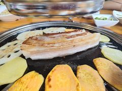 厚切五花肉-唯成•韩国炭火烤肉 유성고기