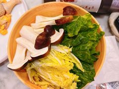 -蝴蝶里·粤菜·点心(滨江龙湖店)