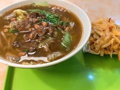 牛腩米粉-卓雅桂林米粉