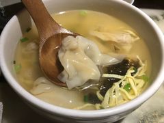 鸡汤鲜虾小馄饨-绿茶餐厅(成都大悦城店)