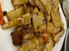 鲜笋炒烧肉-横岗朋仔餐厅