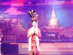 -金东尼人妖秀