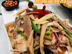 -伊带伊路新疆美食府(呼家楼店)