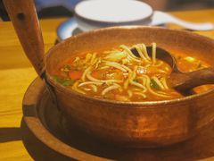 小锅米线-觅山云南菜(泊富ICITY店)